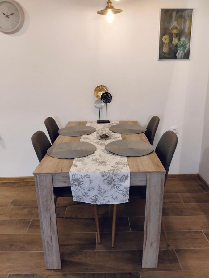 Apartman Katarina Backi Monostor Ngoại thất bức ảnh